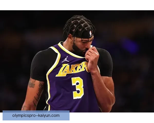 德布劳内加冕那不勒斯新10号球衣，状态回暖备受关注